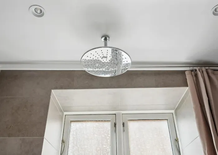 Hidden Gem Walk To Tivoli&stroget *